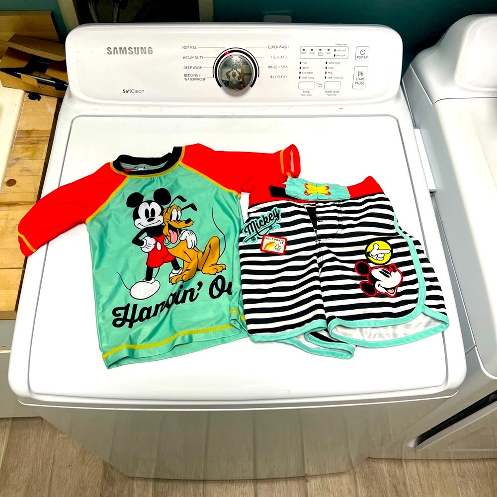 Disney Mickey Mouse and Pluto Kids Swim Set -size 3